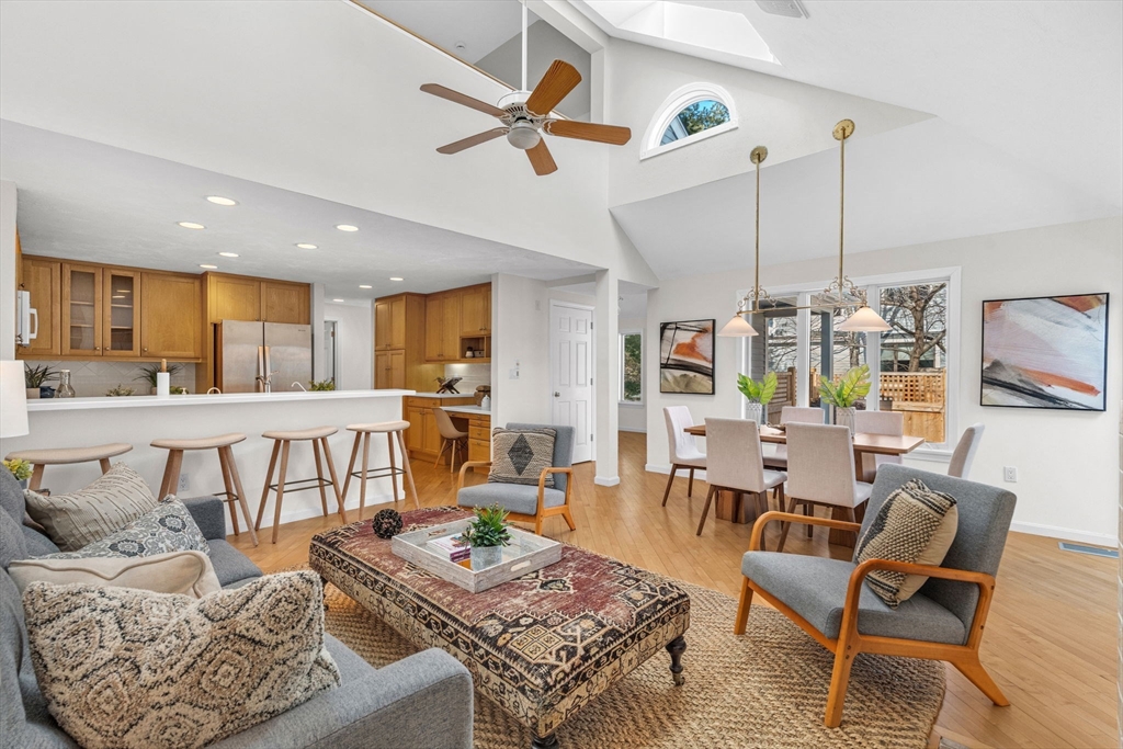 12 Cutting Cross Way, Unit 12 Wayland, MA 01778 - Photo 7 of 19