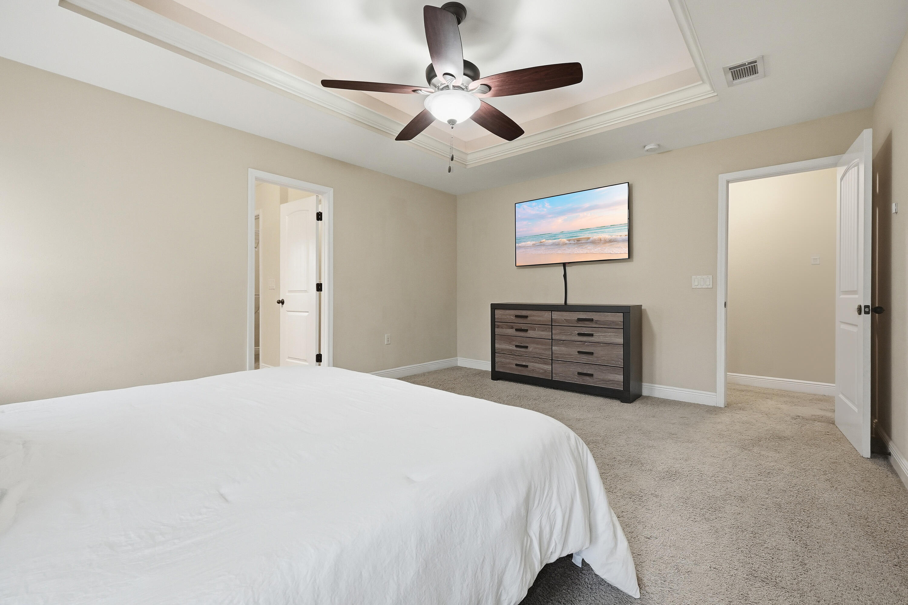 516 Grand Ridge Drive Crestview, FL 32539 - Photo 19 of 34 Owner's suite