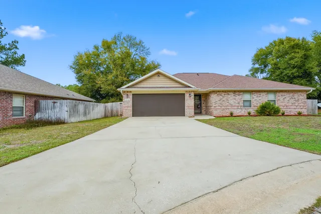 $330,000 | 516 Grand Ridge Drive, Crestview, FL 32539