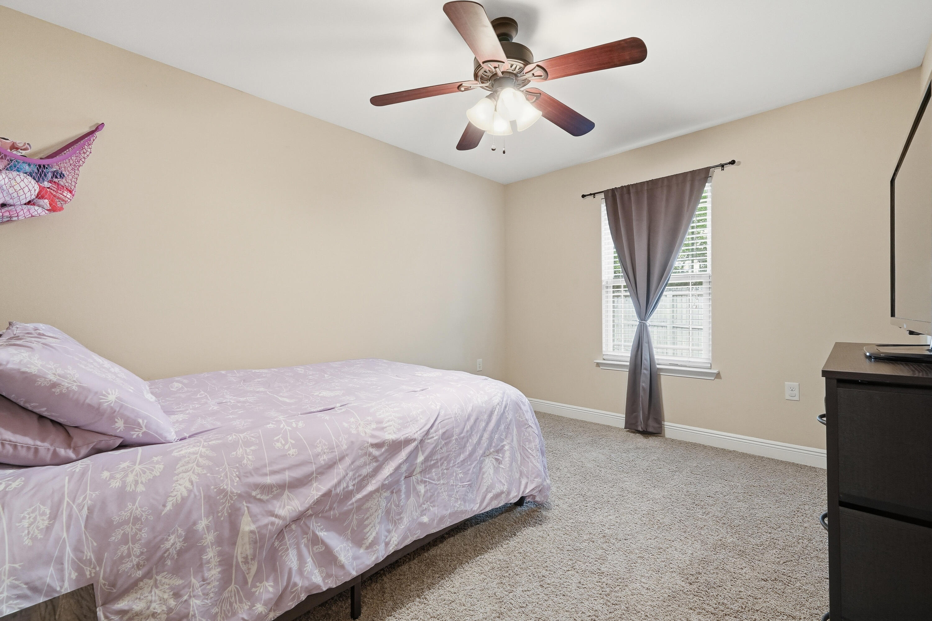 516 Grand Ridge Drive Crestview, FL 32539 - Photo 25 of 34 Bedroom
