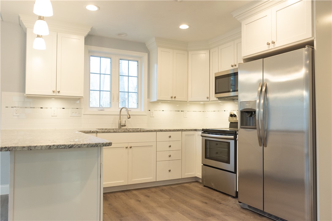 122 Pine Hill Road Scituate, RI 02857 - Photo 4 of 24