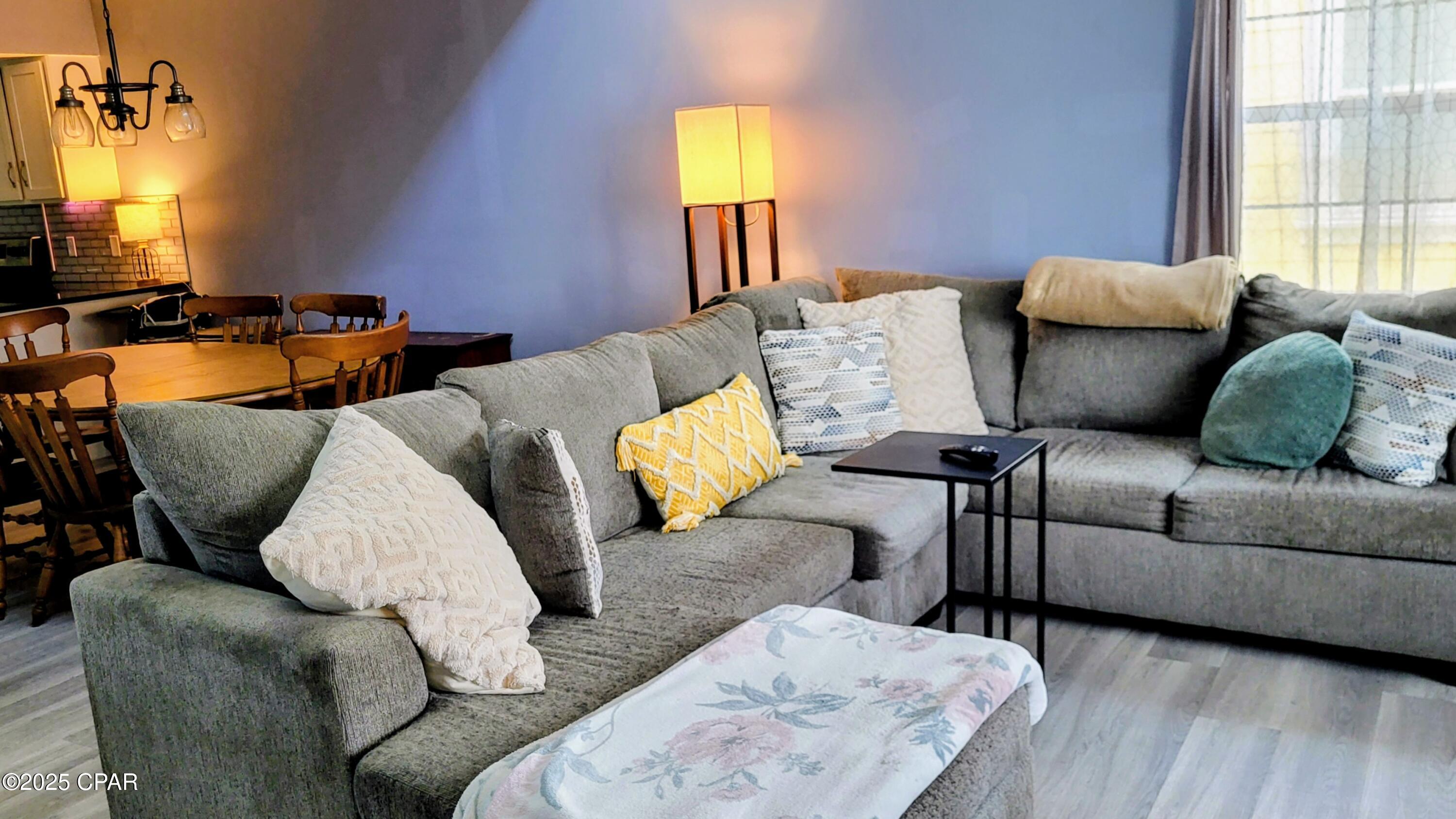 4040 Woodridge Road Panama City, FL 32405 - Photo 4 of 29