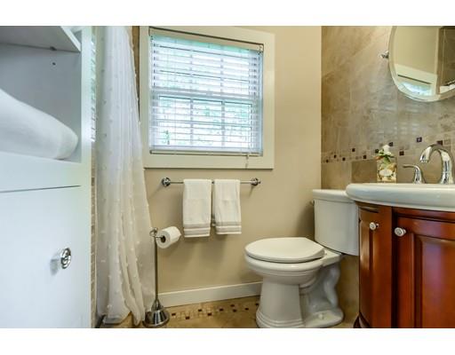 63 Lovell Road Melrose, MA 02176 - Photo 11 of 32 Gallery Image 11