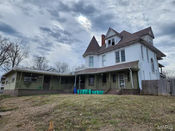 $99,500 | 700 South Main Street, Fredericktown, MO 63645