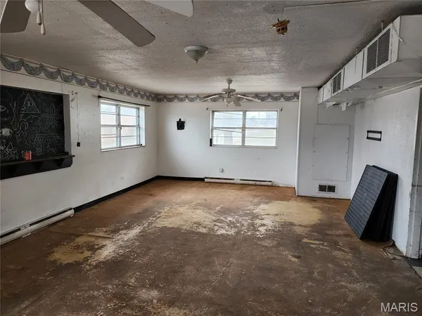 $99,500 | 700 South Main Street, Fredericktown, MO 63645