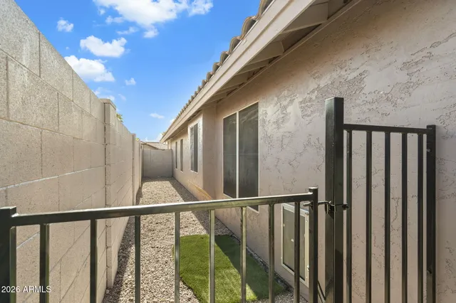 $670,000 | 9560 West Ross Avenue, Peoria, AZ 85382
