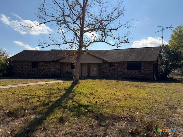$279,900 | 996 Carefree Drive, Victoria, TX 77905