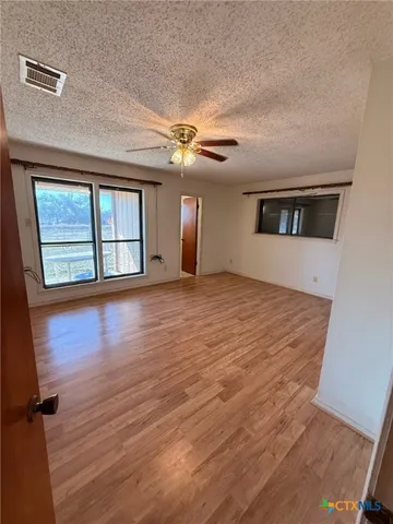 $279,900 | 996 Carefree Drive, Victoria, TX 77905