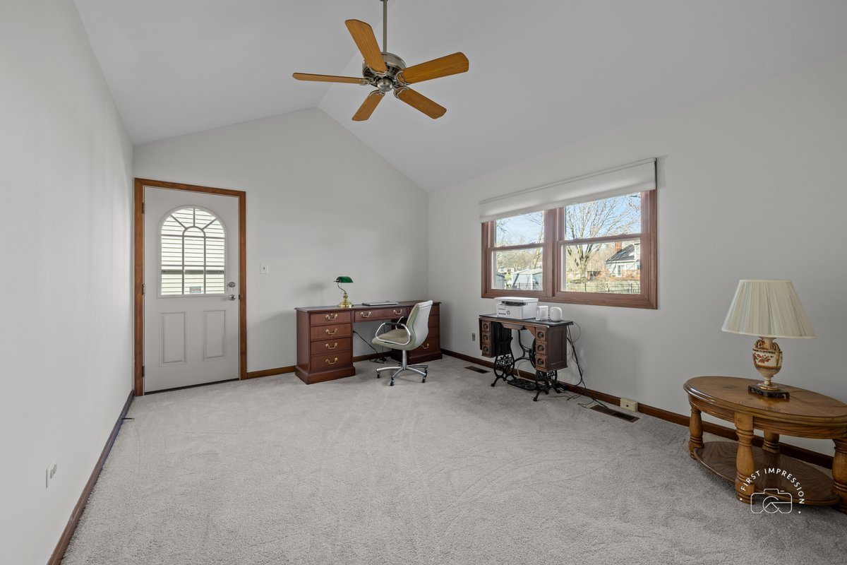 2408 Barkdoll Road Naperville, IL 60565 - Photo 15 of 29 Gallery Image 15