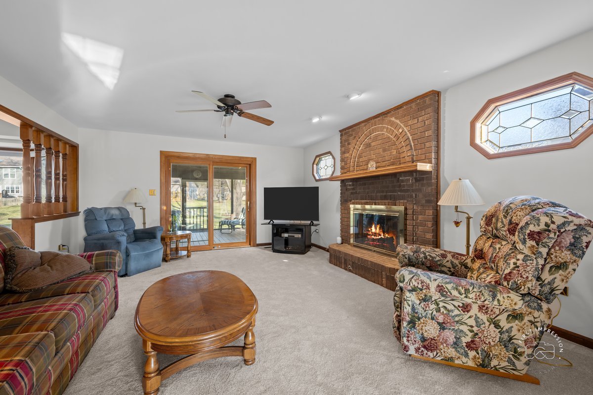 2408 Barkdoll Road Naperville, IL 60565 - Photo 8 of 29 Gallery Image 8