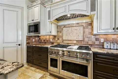 $1,325,000 | 1113 Lakeshore Boulevard, Slidell, LA 70461
