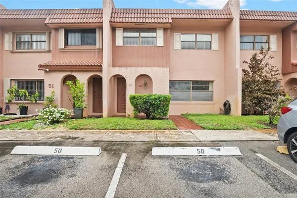 $314,990 | 50 Matador Lane, Unit 323, Davie, FL 33324