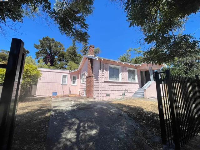 $425,000 | 2311 82nd Avenue, Oakland, CA 94605