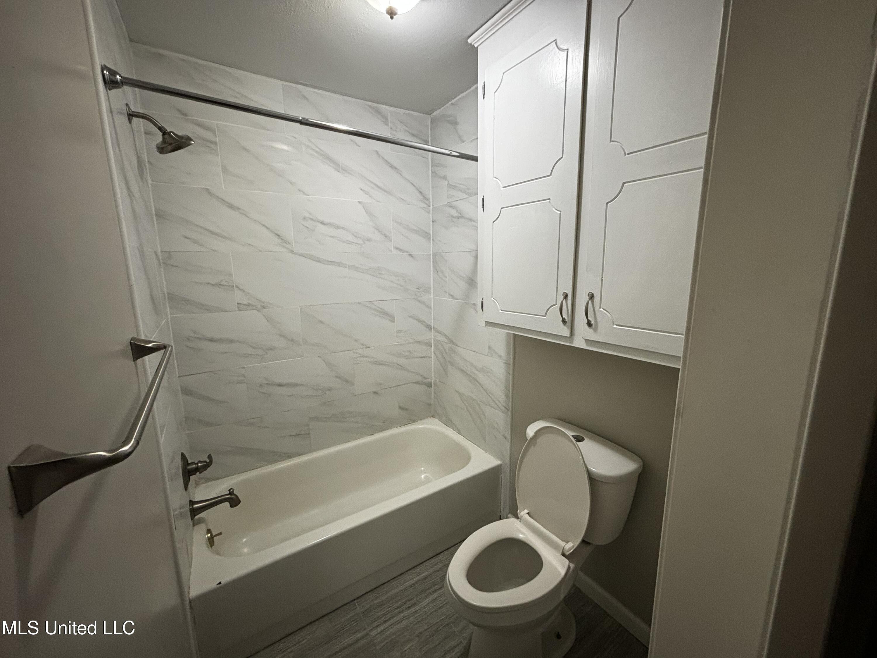 7 Treeway Drive Brandon, MS 39042 - Photo 17 of 20 Photo Nov 14 2024, 1 43 14 PM