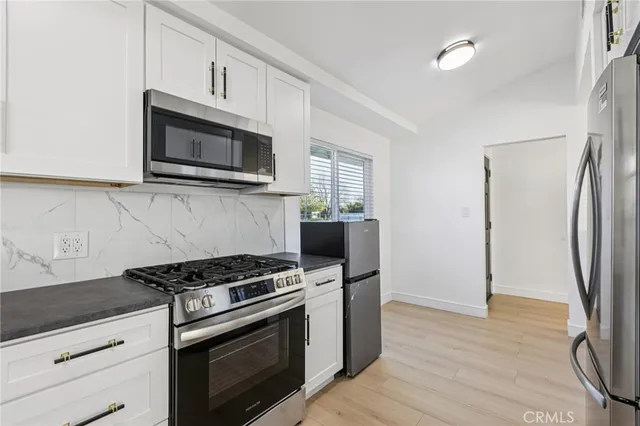 $999,000 | 11221 Balboa Boulevard, Granada Hills, CA 91344