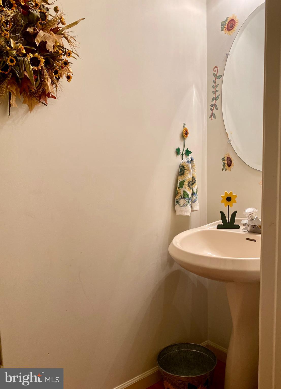 159 Election Road Oxford, PA 19363 - Photo 16 of 35 Powder Room