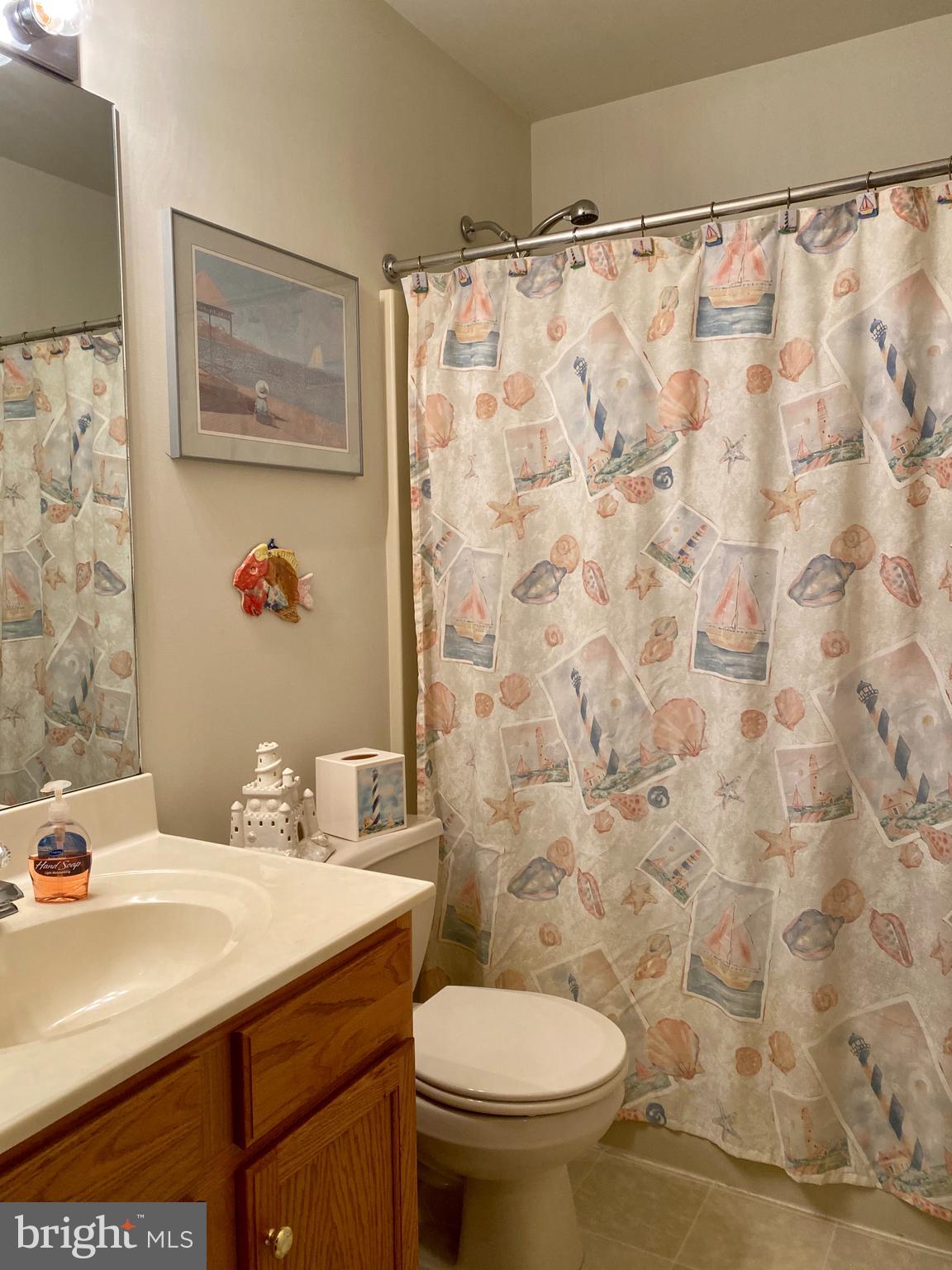 159 Election Road Oxford, PA 19363 - Photo 21 of 35 Hall Bath