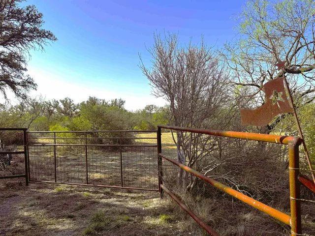 $399,000 | 4064 County Road 104, Llano, TX 78643