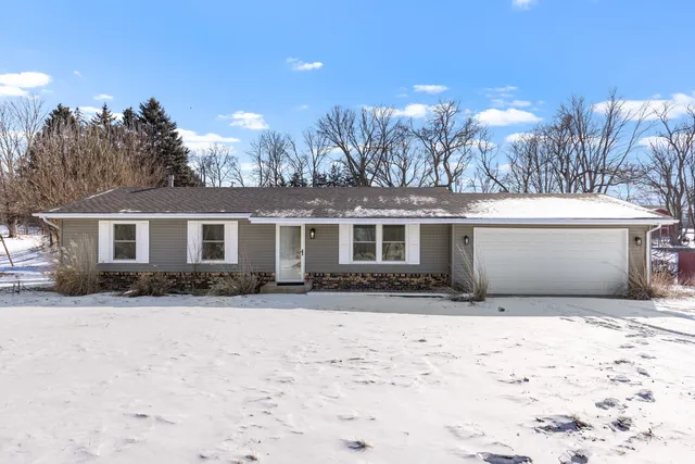 $260,000 | 4446 Scarlet Oak Drive, Rockford, IL 61109