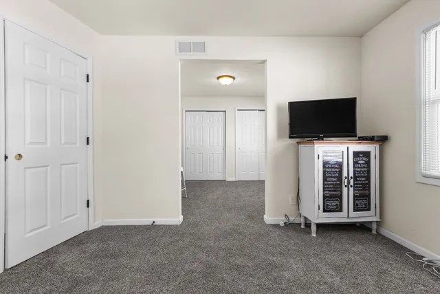 $260,000 | 4446 Scarlet Oak Drive, Rockford, IL 61109