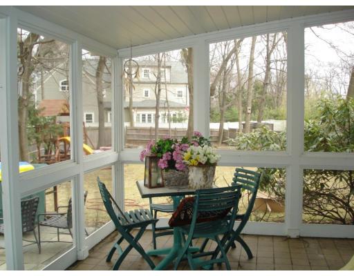 56 Madison Road Wellesley, MA 02481 - Photo 16 of 19