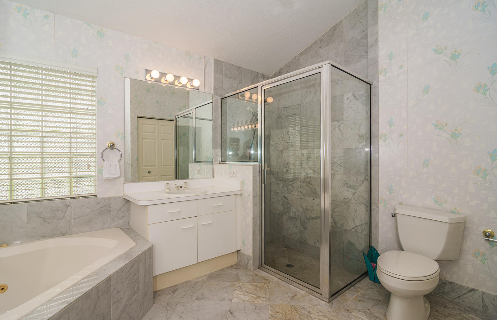 3675 Mykonos Court Boca Raton, FL 33487 - Photo 16 of 48 b-16-1