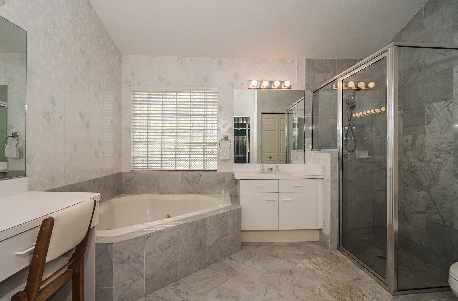 3675 Mykonos Court Boca Raton, FL 33487 - Photo 18 of 48 b-18-1