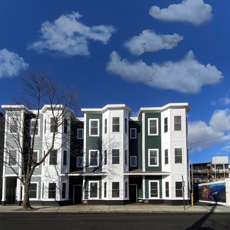 258 Bremen Street, Unit 1 Boston, MA 02128 - Photo 13 of 21