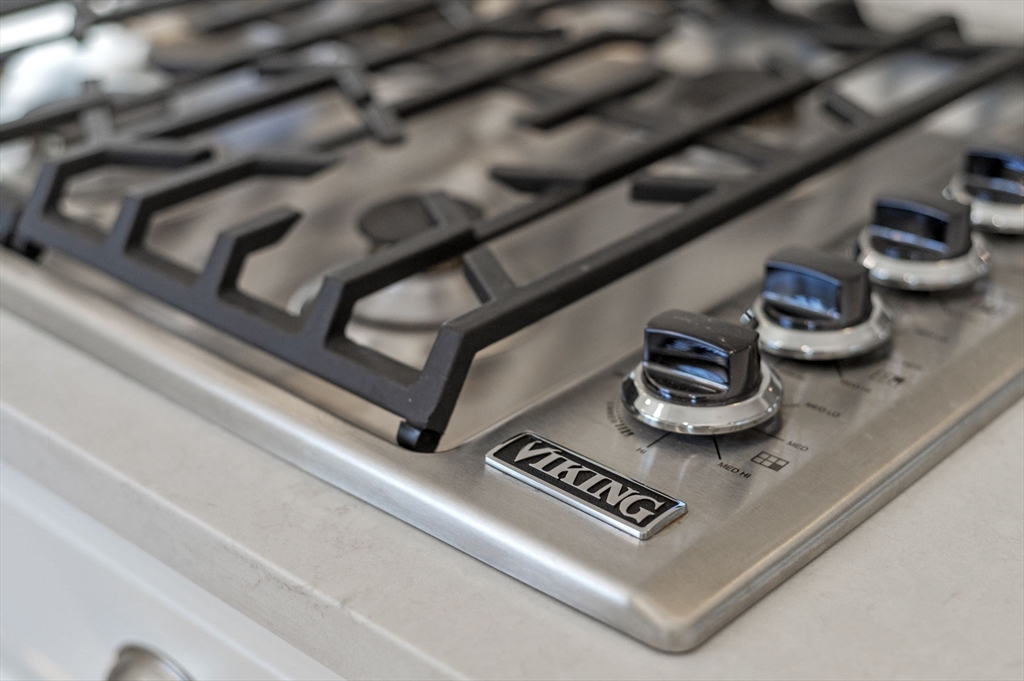 34 Front Street Marblehead, MA 01945 - Photo 16 of 41 a view of kitchen racks and stove