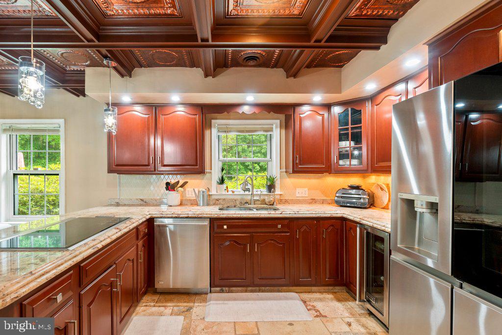 12010 Coppermine Road Union Bridge, MD 21791 - Photo 23 of 49 Kitchen