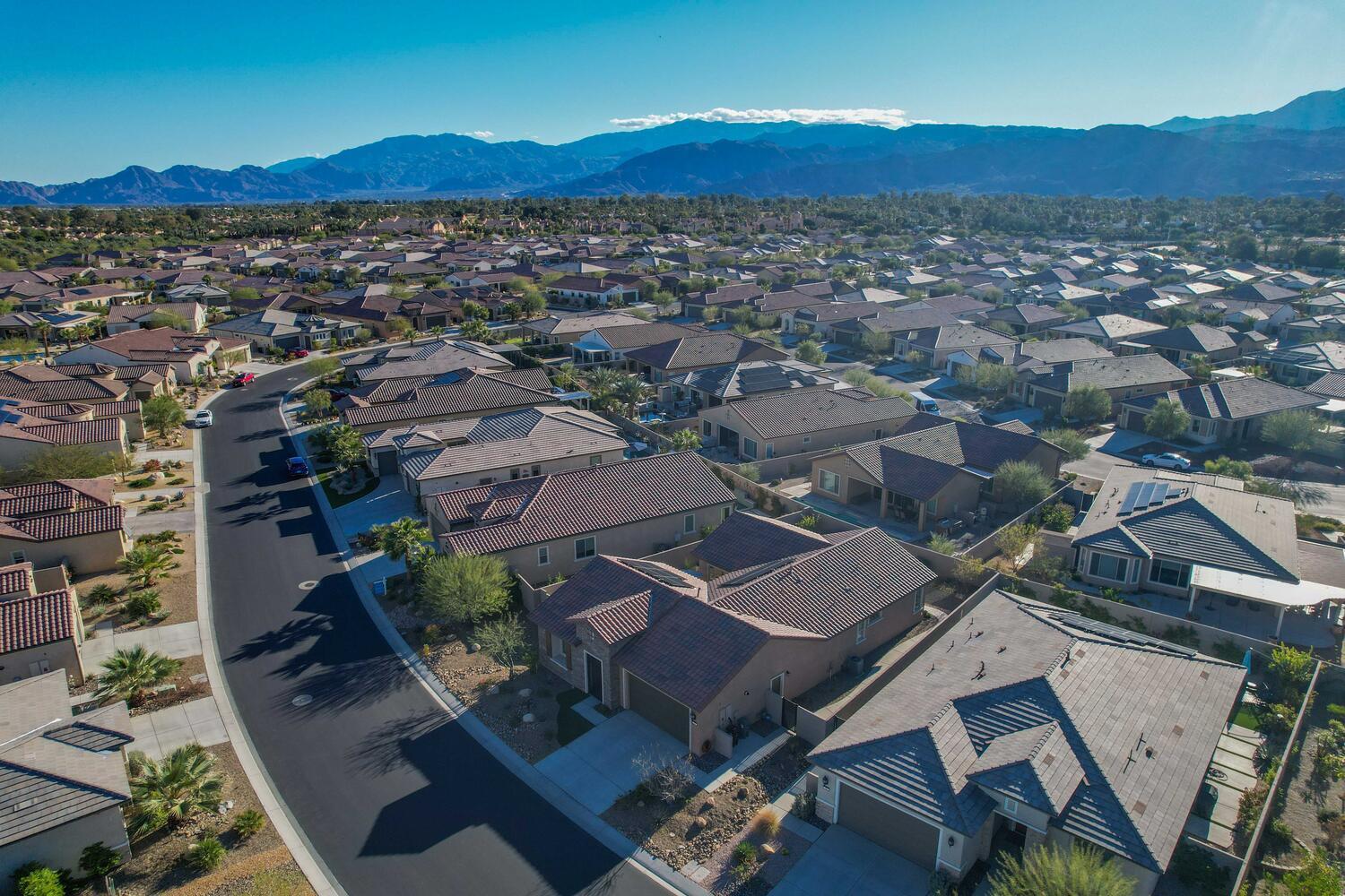 35 Barolo Rancho Mirage, CA 92270 - Photo 34 of 43 35 Barolo Rancho Mirage-large-068-025-67