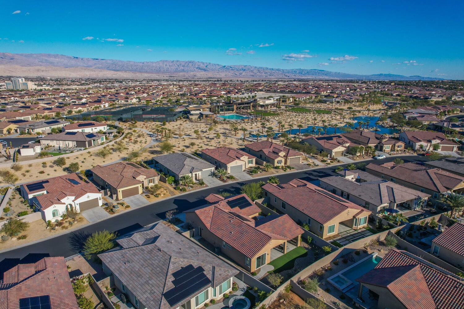 35 Barolo Rancho Mirage, CA 92270 - Photo 36 of 43 35 Barolo Rancho Mirage-large-070-022-69