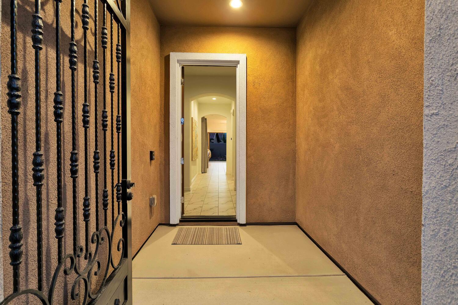 35 Barolo Rancho Mirage, CA 92270 - Photo 9 of 43 35 Barolo Rancho Mirage-large-003-011-03