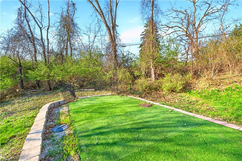 403 McCormick Road McKees Rocks, PA 15136 - Photo 40 of 49