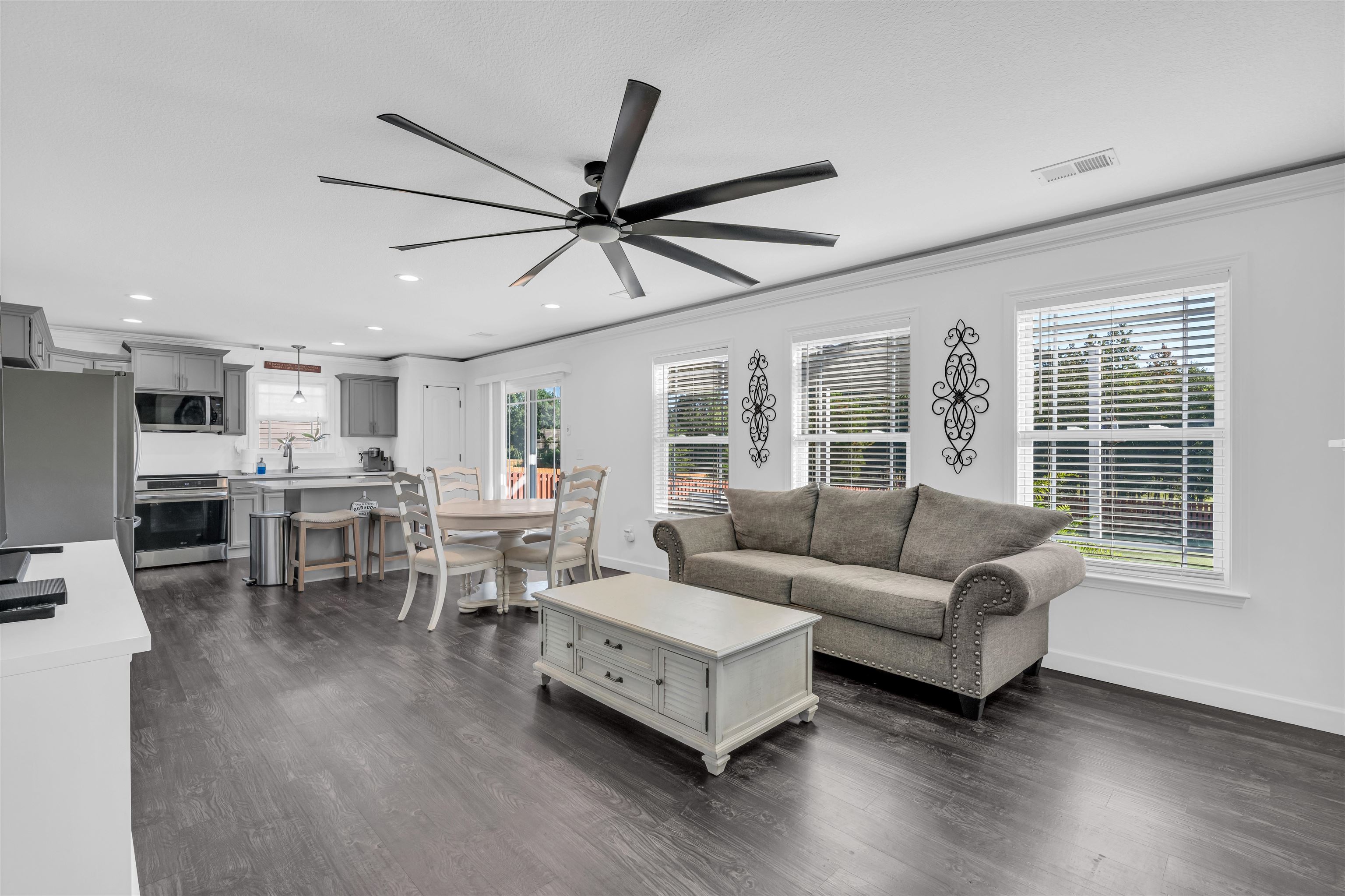 547 Foster Pl Drive Inman, SC 29349 - Photo 5 of 37 Gallery Image 5