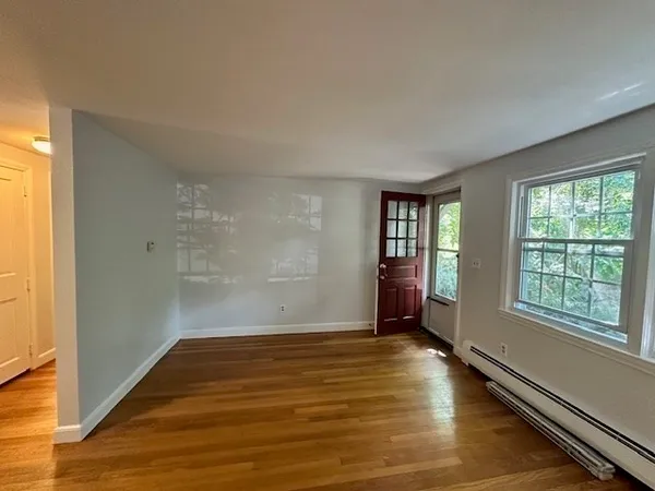 $3,200 | 34 Coyne Road, Unit 1, Waban, MA 02468