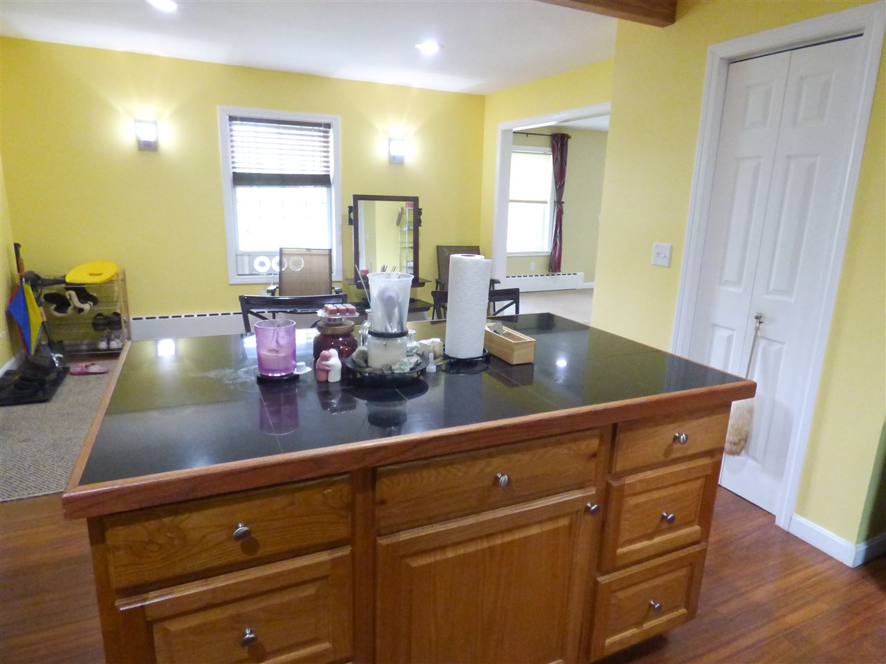 147 Morgan Street Bennington, VT 05201 - Photo 3 of 19 Gallery Image 3