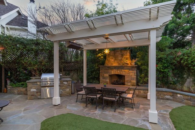 a view of outdoor space yard and patio
