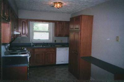 120 Robin Road Nicholasville, KY 40356 - Photo 3 of 10 Photo 3