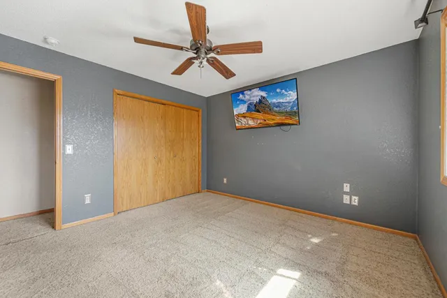 $319,900 | 885 Lee Street Northeast, Owatonna, MN 55060