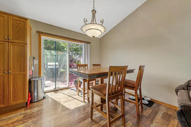 $319,900 | 885 Lee Street Northeast, Owatonna, MN 55060