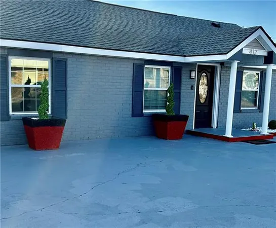 $2,400 | 412 Avenue G, Marrero, LA 70072