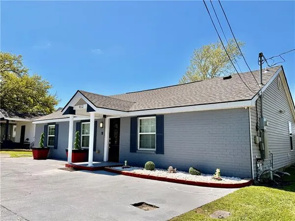 $2,400 | 412 Avenue G, Marrero, LA 70072