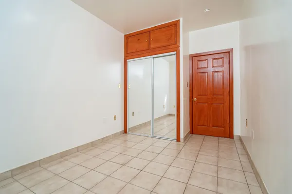 $3,000 | 724 17th Street, Union City, NJ 07087