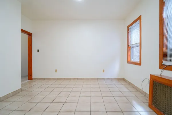 $3,000 | 724 17th Street, Union City, NJ 07087