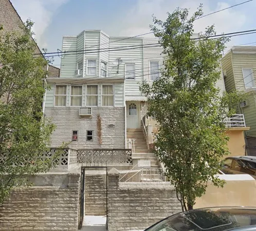 $3,000 | 724 17th Street, Union City, NJ 07087