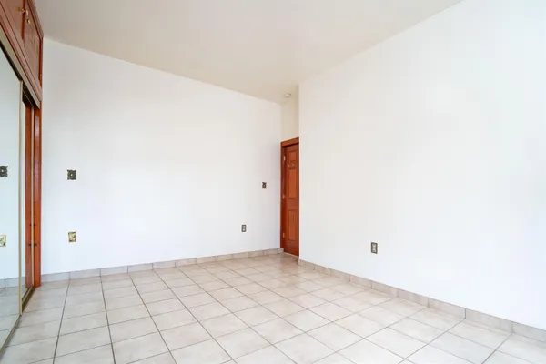 $3,000 | 724 17th Street, Union City, NJ 07087