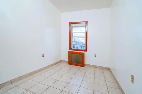 $3,000 | 724 17th Street, Union City, NJ 07087