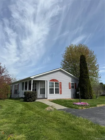 $372,000 | 4 Delray Circle, Poughkeepsie, NY 12603