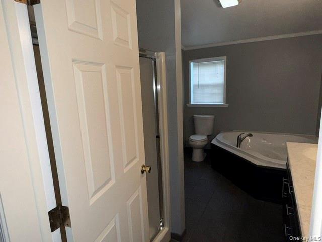 4 Delray Circle Poughkeepsie, NY 12603 - Photo 14 of 29